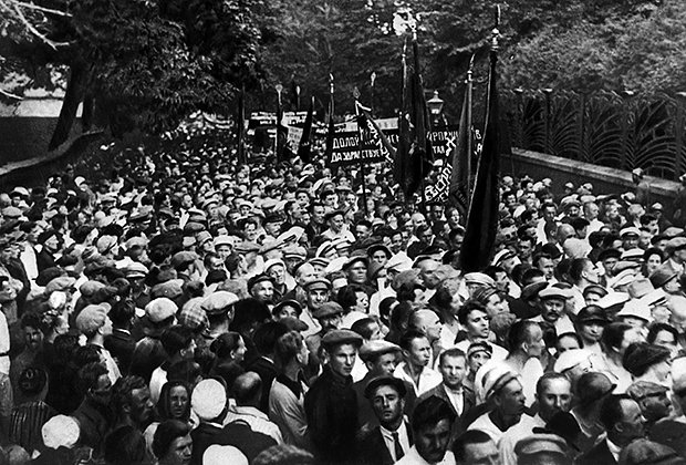 Китай держал в плену тысячи советских граждан. Как на это отреагировал Сталин?