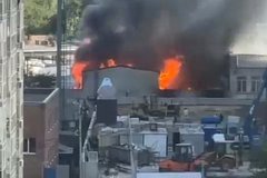 При пожаре на русском предприятии пострадали люди