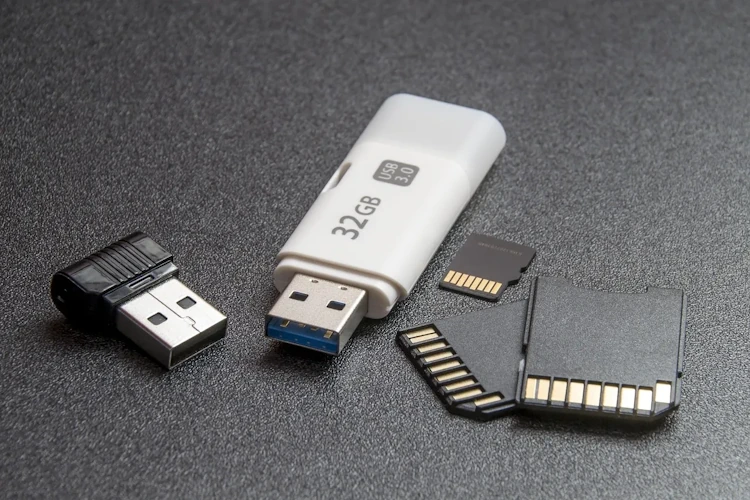 Flash memory, pendrive, memory card image. free for use
