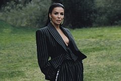 48-летняя Ева Лонгория снялась в костюме на голое тело для глянца
