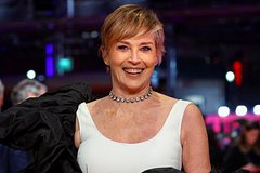 65-летнюю Шэрон Стоун раскритиковали в сети за новый имидж