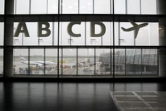 Австрия решила выслать двух российских дипломатов