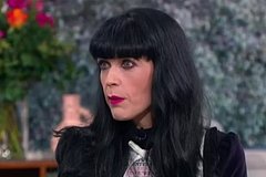 Бывшая жена призрака стала охотницей за привидениями