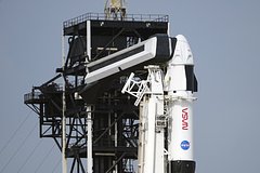 Crew Dragon с россиянином пристыковался к МКС
