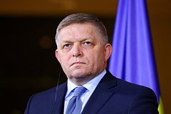 Фицо потребовал у Лондона объяснить его роль в обострении конфликта на Украине