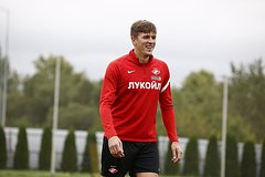 Футболист «Спартака» объяснил уход в раздевалку после замены