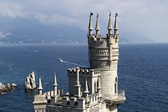 Крым примет новые решения по национализации активов украинских олигархов