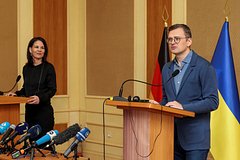 Кулеба предложил Бербок изменить написание Одессы на немецком языке
