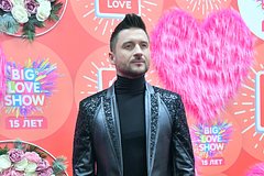 Лазарев призвал не делать соревнование из пожертвований пострадавшим в «Крокусе»