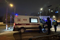 Машины скорой начали досматривать перед больницами после теракта в «Крокусе»