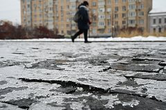 Москвичам назвали срок окончания гололеда