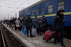 На Украине начали эвакуацию жителей граничащих с Россией территорий