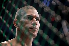 Объявлены участники главного боя юбилейного турнира UFC
