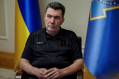 Отставку главы СНБО связали с дипломатическим скандалом