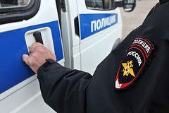 Повторявшая одну фразу пятиклассница с ножом напугала учеников российской школы