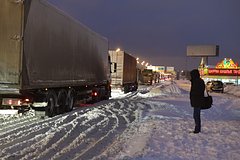 Путин пообещал обсудить увеличение суточных для водителей