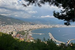 Туристка описала отдых в Турции в несезон словами «русских любят и облизывают»