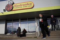 В Европе рассказали о скупке Западом земель Украины за копейки