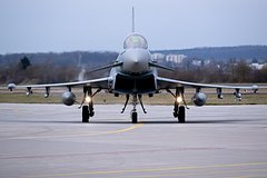 В Германии подняли истребители по тревоге из-за российского военного самолета