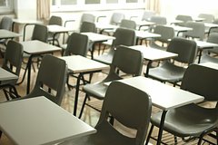 В Германии призвали ввести в школах подготовку на случай войны