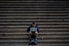 В компьютерах Apple обнаружили неисправимую уязвимость